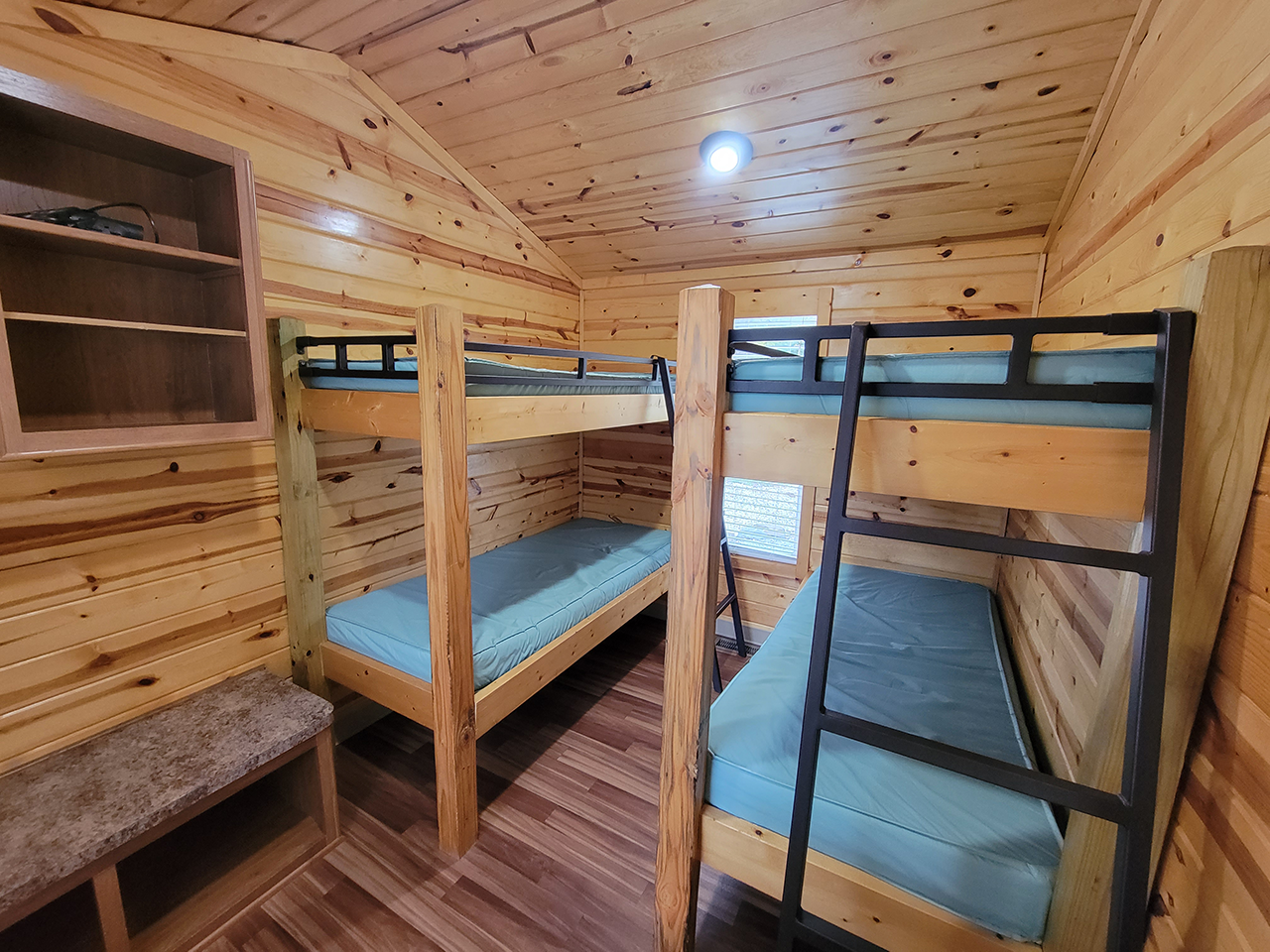deluxe loft bunk beds